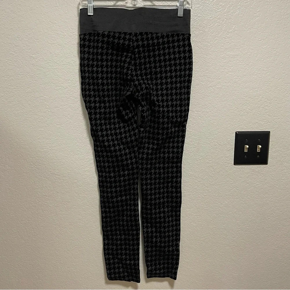 One5One High Waist Pull On Textured Houndstooth Leggings SMALL - Picture 4 of 5
